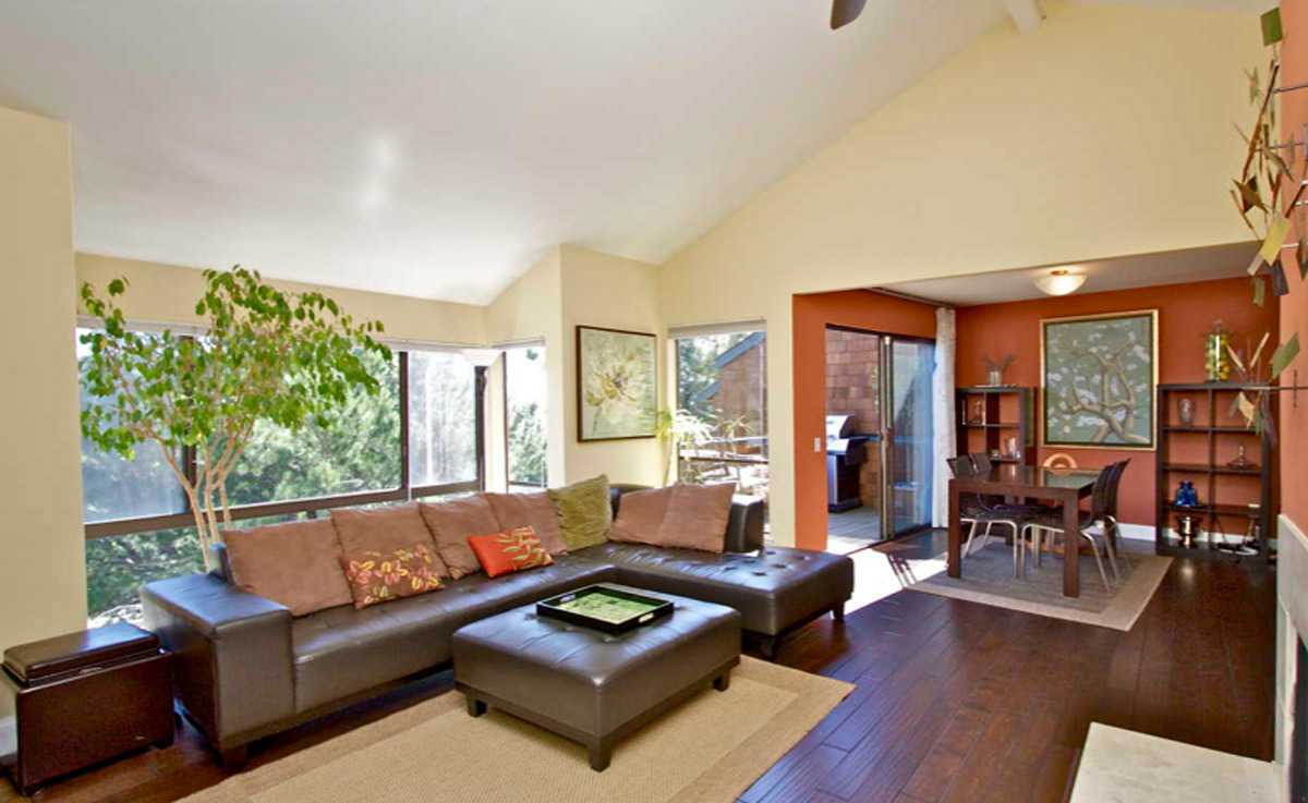 Living Room, Color (Corte Madera)